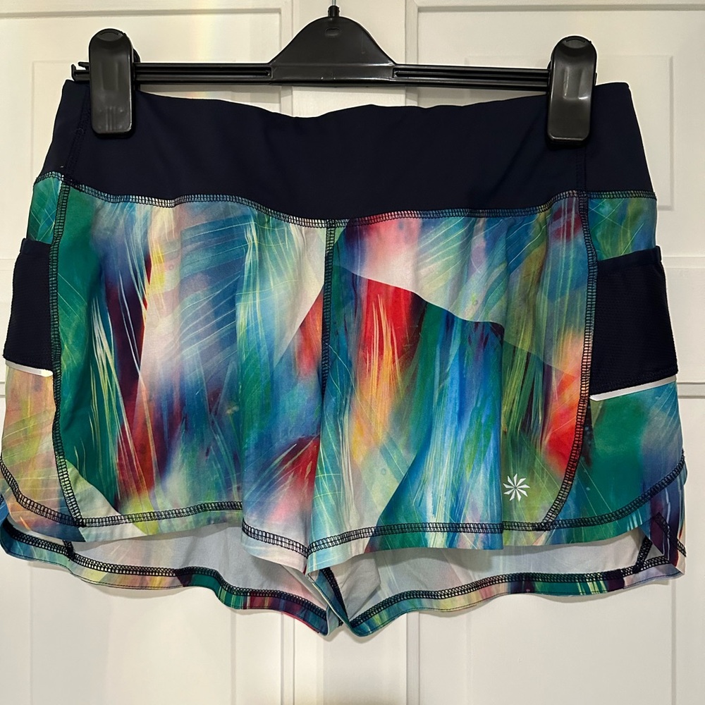 NWOT Athleta Size Medium Shorts